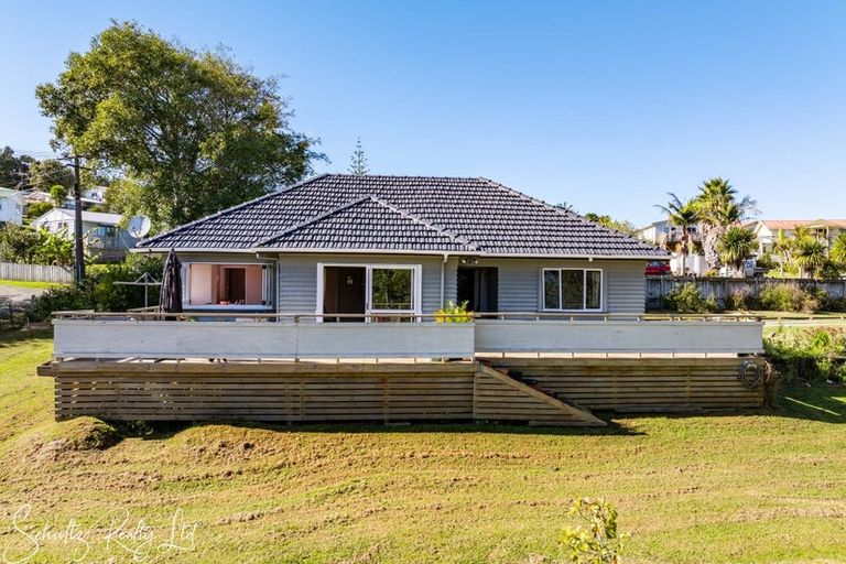 Photo of property in 15 Ash Grove, Maungaturoto, 0520