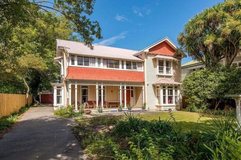 Photo of property in 18 Gloucester Street, Christchurch Central, Christchurch, 8013