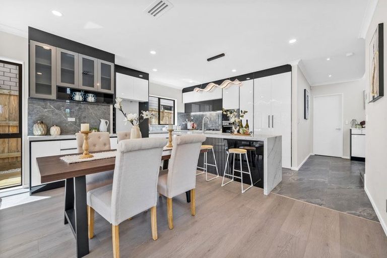 Photo of property in 20 Hughs Way, Flat Bush, 2019