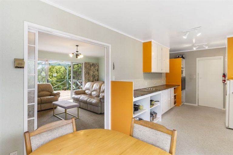 Photo of property in 49 Brunner Road, Glen Eden, Auckland, 0602