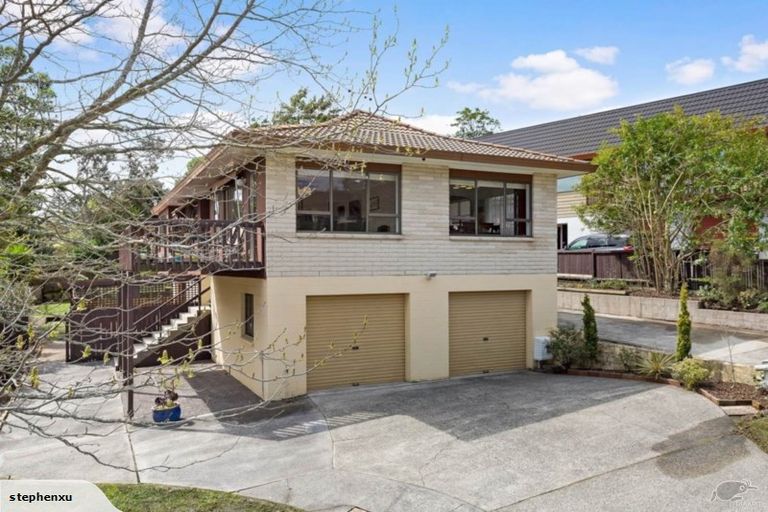 Photo of property in 7 Kallista Place, Browns Bay, Auckland, 0630
