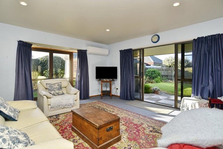 Photo of property in 8b Kingsbury Avenue, Rangiora, 7400