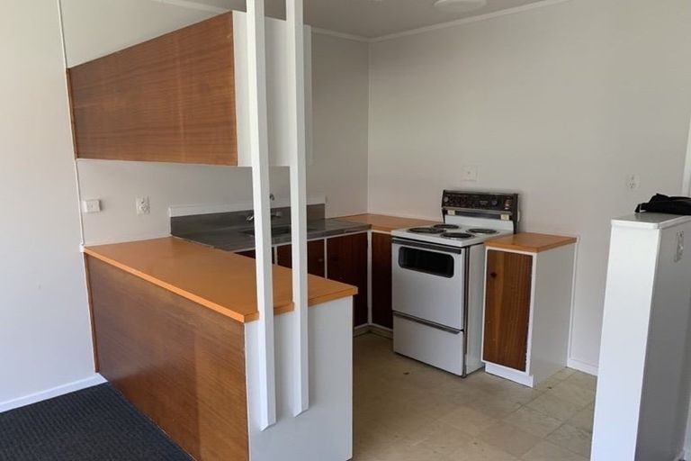 Photo of property in 19 Birdwood Avenue, Beckenham, Christchurch, 8023