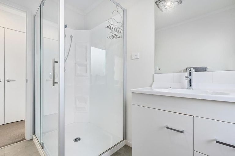 Photo of property in 2/274 Burwood Road, Burwood, Christchurch, 8083