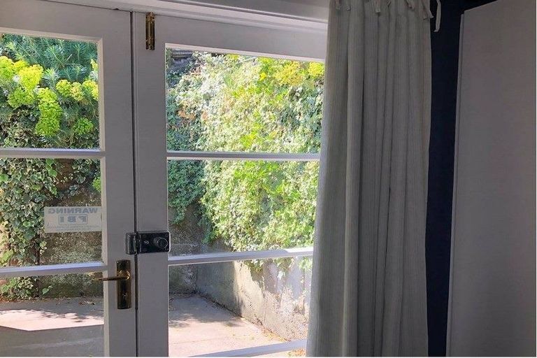 Photo of property in 20 Saint Davids Street, Lyttelton, 8082