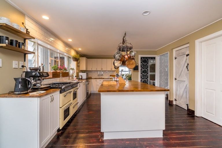 Photo of property in 62 Walter Street, The Glen, Dunedin, 9011