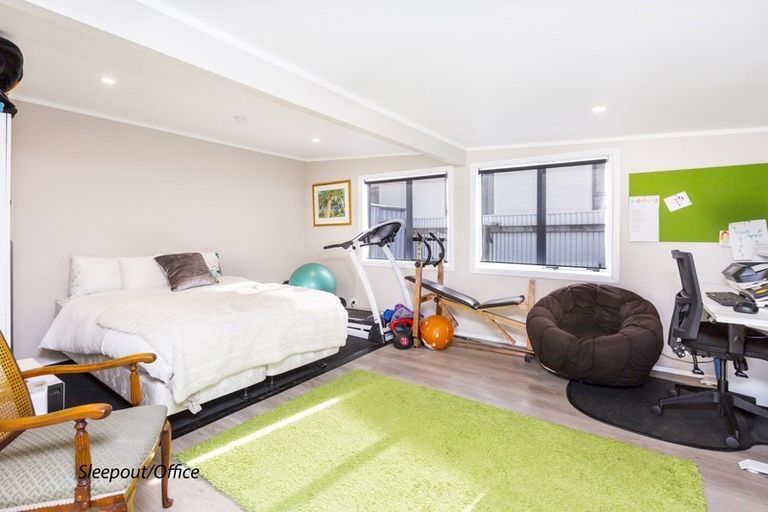 Photo of property in 3 Ruahine Street, Trentham, Upper Hutt, 5018