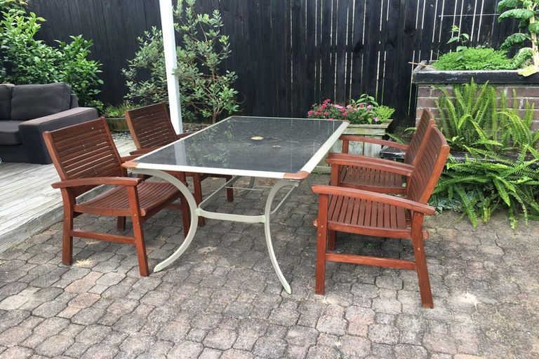 Photo of property in 74 Queen Road, Bellevue, Tauranga, 3110