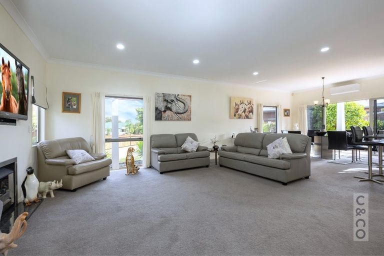 Photo of property in 41 Sunny Crescent, Huapai, Kumeu, 0810