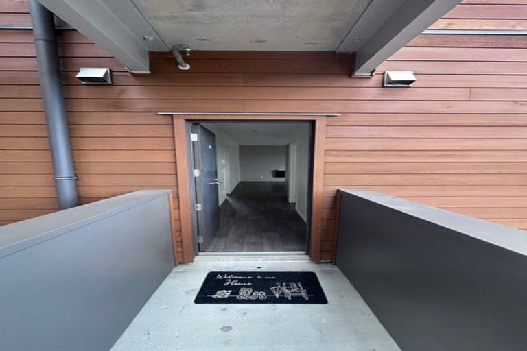 Photo of property in 101/160b Hobsonville Point Road, Hobsonville, Auckland, 0616