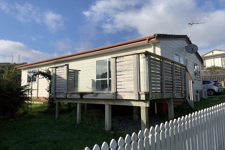 Photo of property in 25 Nassau Avenue, Grenada North, Wellington, 5028