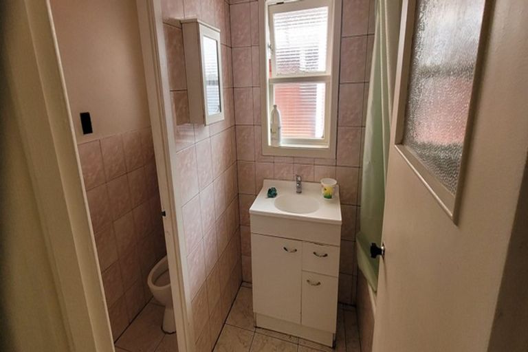 Photo of property in 56 Buckland Road, Mangere East, Auckland, 2024