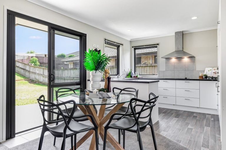 Photo of property in 12 Edward Street, Grandview Heights, Hamilton, 3200