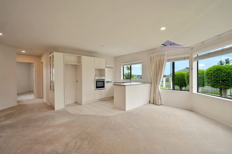 Photo of property in 37/169 Sturges Road, Henderson, Auckland, 0612