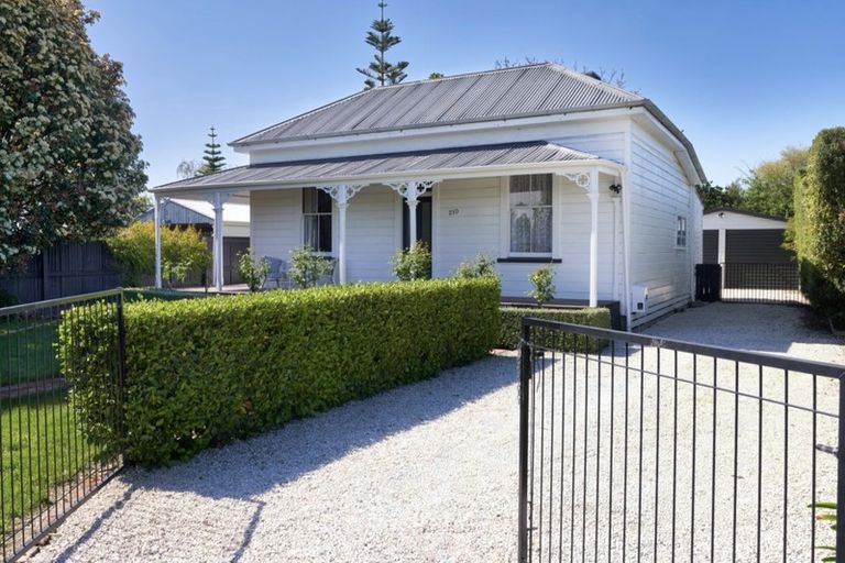 Photo of property in 210 Pattison Road, Akina, Hastings, 4122