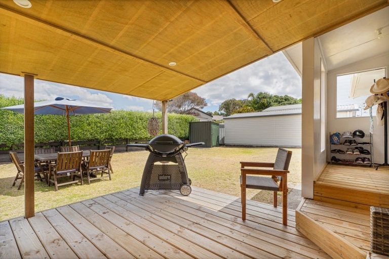 Photo of property in 208 Vista Paku, Pauanui, Hikuai, 3579