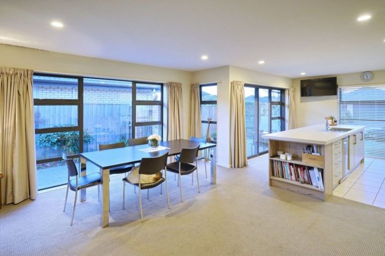 Photo of property in 6 Cognac Drive, Yaldhurst, Christchurch, 8042