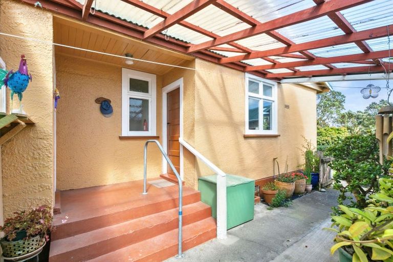 Photo of property in 39 Carthew Street, Okato, 4335