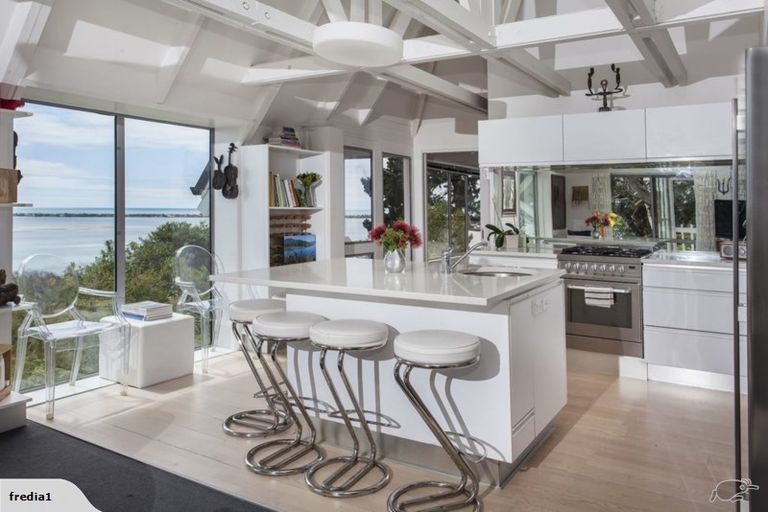 Photo of property in 26 Seamount Terrace, Mount Pleasant, Christchurch, 8081