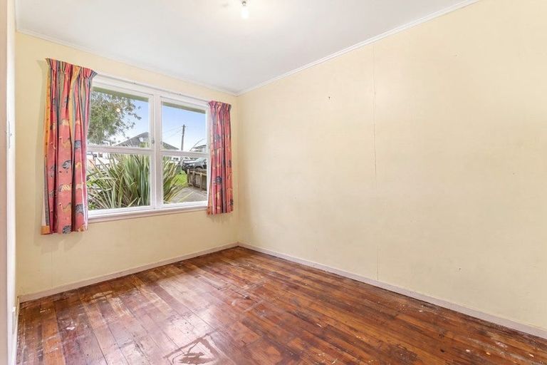 Photo of property in 52 Tiri Road, Manly, Whangaparaoa, 0930
