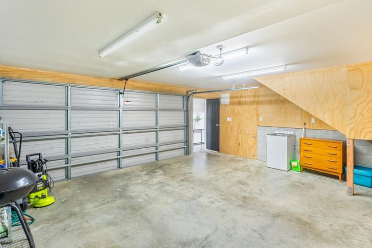 Photo of property in 154a Tirohanga Road, Tirohanga, Lower Hutt, 5010