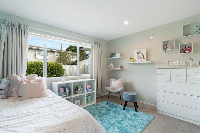 Photo of property in 38e Hetherington Road, Ranui, Auckland, 0612