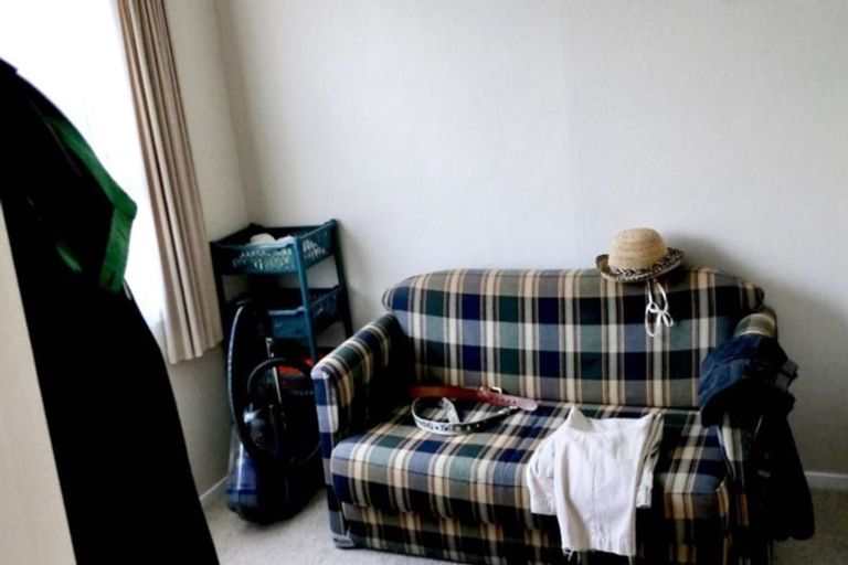 Photo of property in 1/6 Penion Drive, Flat Bush, Auckland, 2023