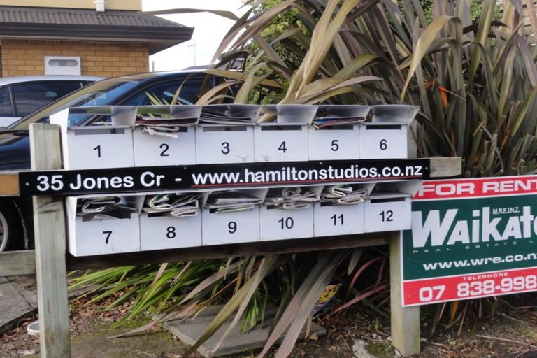 Photo of property in 35 Jones Crescent, Melville, Hamilton, 3206