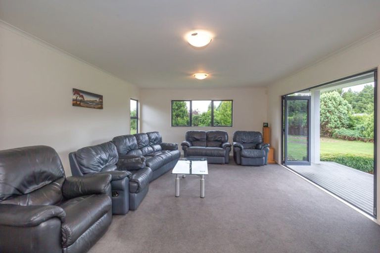 Photo of property in 14 Pohutukawa Drive, Levin, 5571