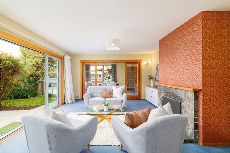 Photo of property in 1/16b Canberra Place, Redwood, Christchurch, 8051