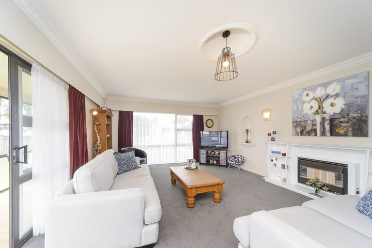 Photo of property in 111 College Street, Awapuni, Palmerston North, 4412