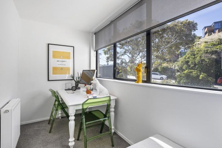 Photo of property in 1 Mary Dobson Way, Island Bay, Wellington, 6023