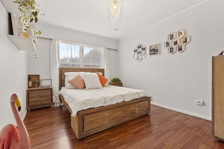 Photo of property in 29 Pooley Street, Pakuranga Heights, Auckland, 2010