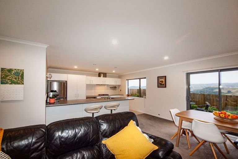 Photo of property in 227 Mark Avenue, Grenada Village, Wellington, 6037