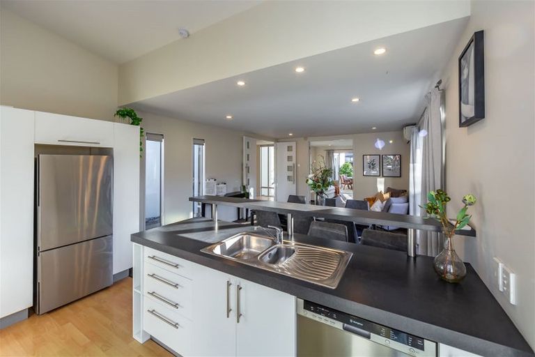 Photo of property in 15 Riverwood Boulevard, Redwood, Christchurch, 8051