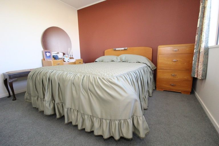 Photo of property in 14a Innes Street, Waimate, 7924