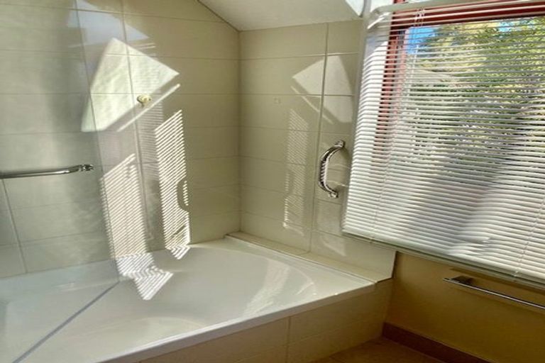 Photo of property in 3/26 Tonbridge Street, Merivale, Christchurch, 8014