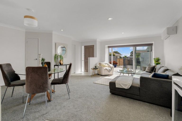 Photo of property in 8 Tuscan Place, Half Moon Bay, Auckland, 2012