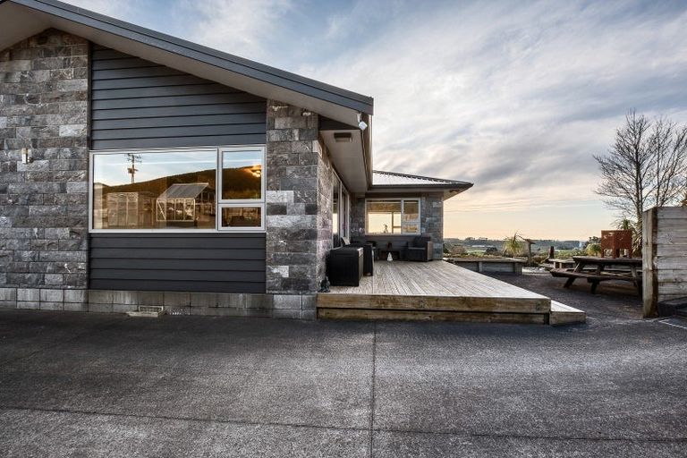 Photo of property in 169 King Road, Inglewood, 4386