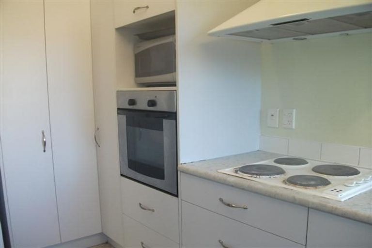 Photo of property in 6 Croft Grove, Moera, Lower Hutt, 5010