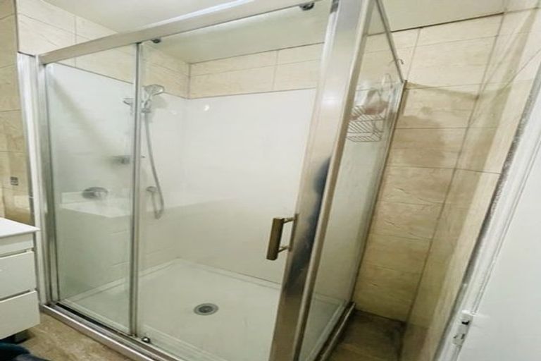 Photo of property in 5/45 Kenderdine Road, Papatoetoe, Auckland, 2025