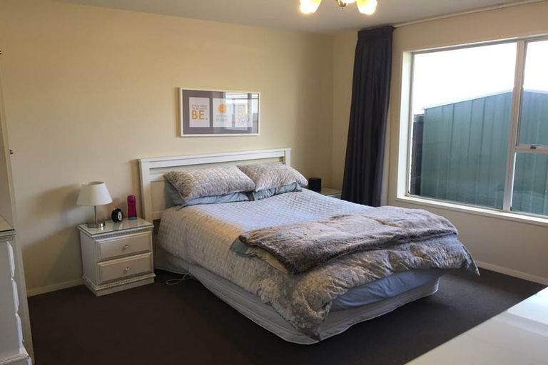 Photo of property in 4/166 Yaldhurst Road, Sockburn, Christchurch, 8042