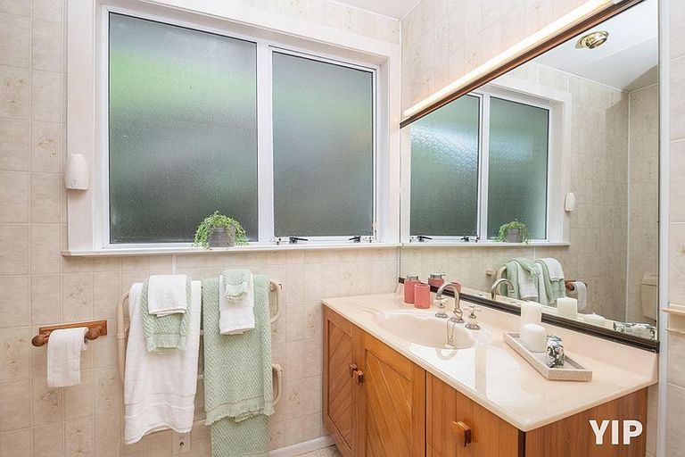 Photo of property in 259 Middleton Road, Glenside, Wellington, 6037