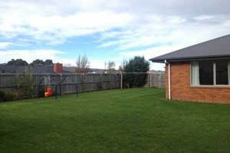 Photo of property in 6 Cunneen Place, Aidanfield, Christchurch, 8025