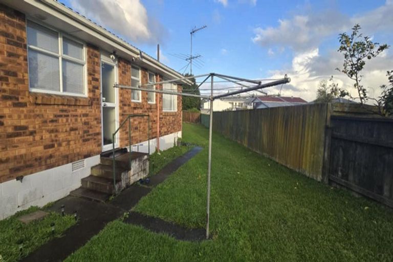 Photo of property in 3/59 Cardiff Road, Pakuranga, Auckland, 2010