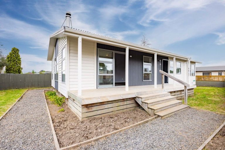 Photo of property in 12b Guy Street, Waipawa, 4210
