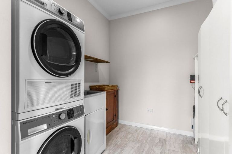 Photo of property in 124 Hokianga Road, Dargaville, 0310