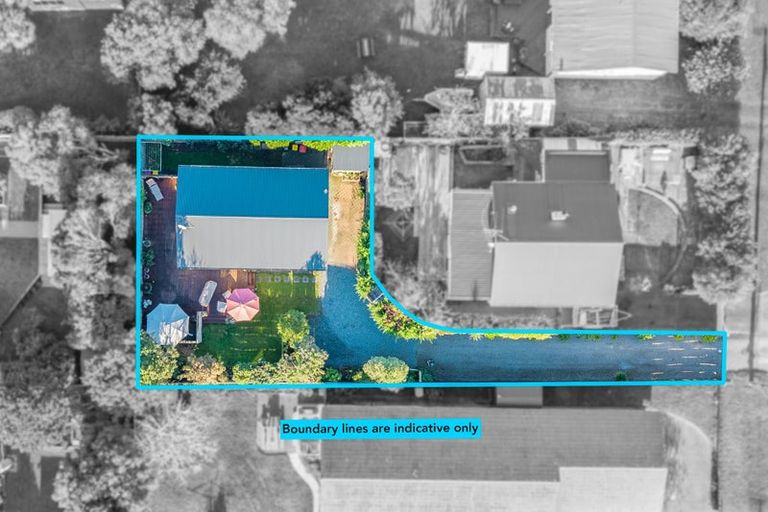 Photo of property in 27a Rauparaha Street, Waikanae Beach, Waikanae, 5036