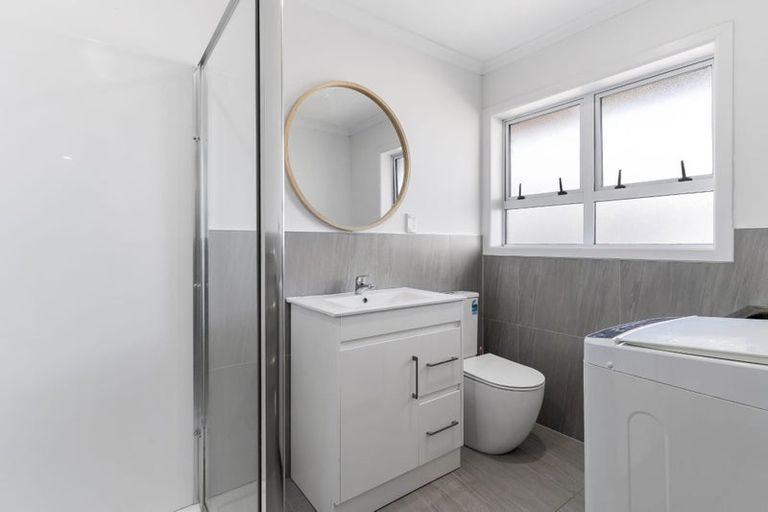 Photo of property in 20b Adams Road, Manurewa, Auckland, 2102