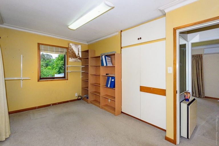Photo of property in 24 Thorrington Road, Cashmere, Christchurch, 8022